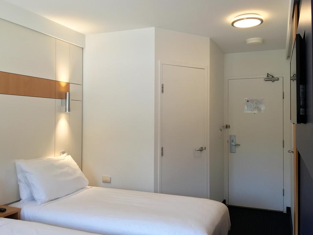 Ibis Budget - Gosford Zewnętrze zdjęcie