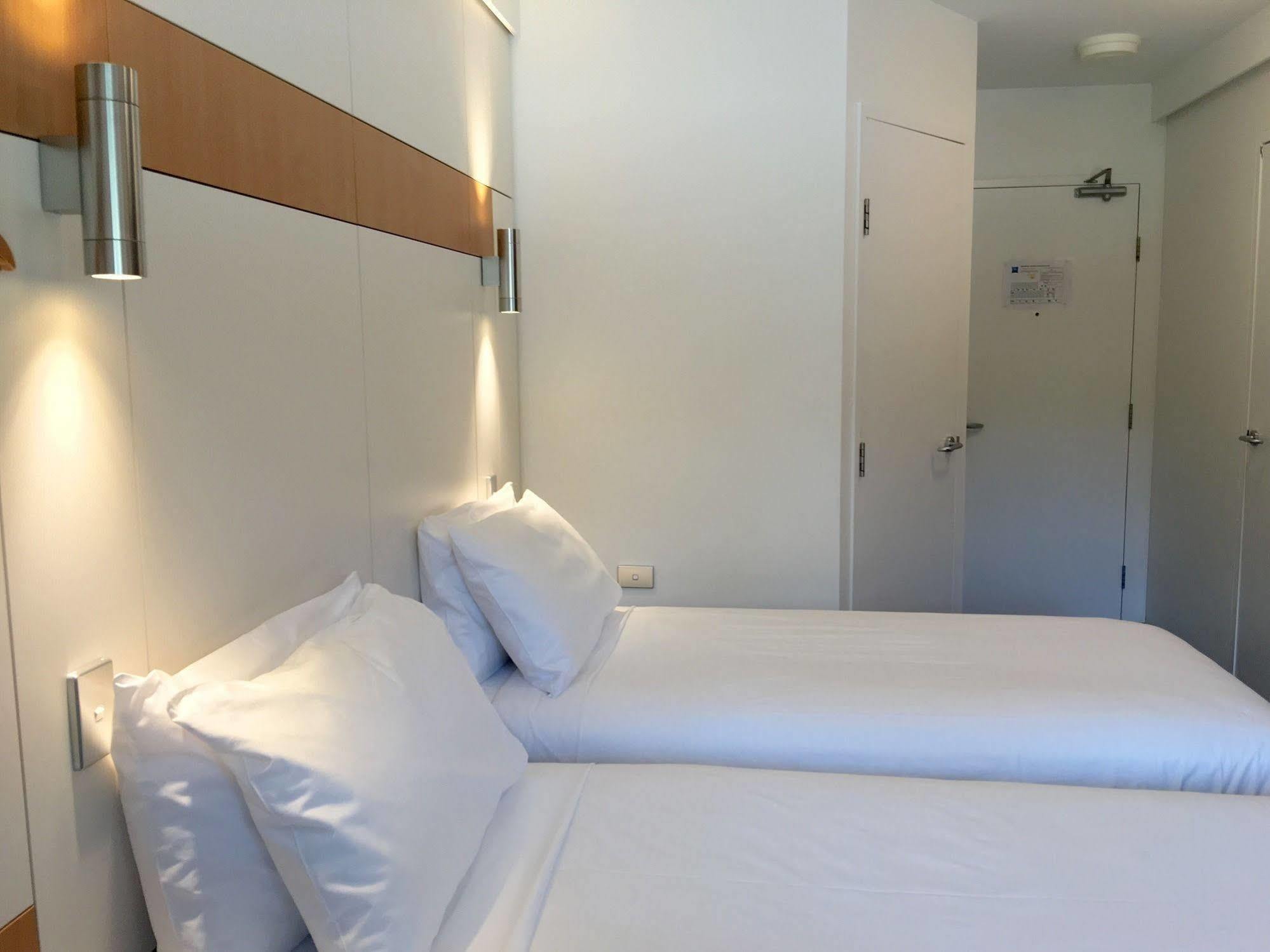 Ibis Budget - Gosford Zewnętrze zdjęcie