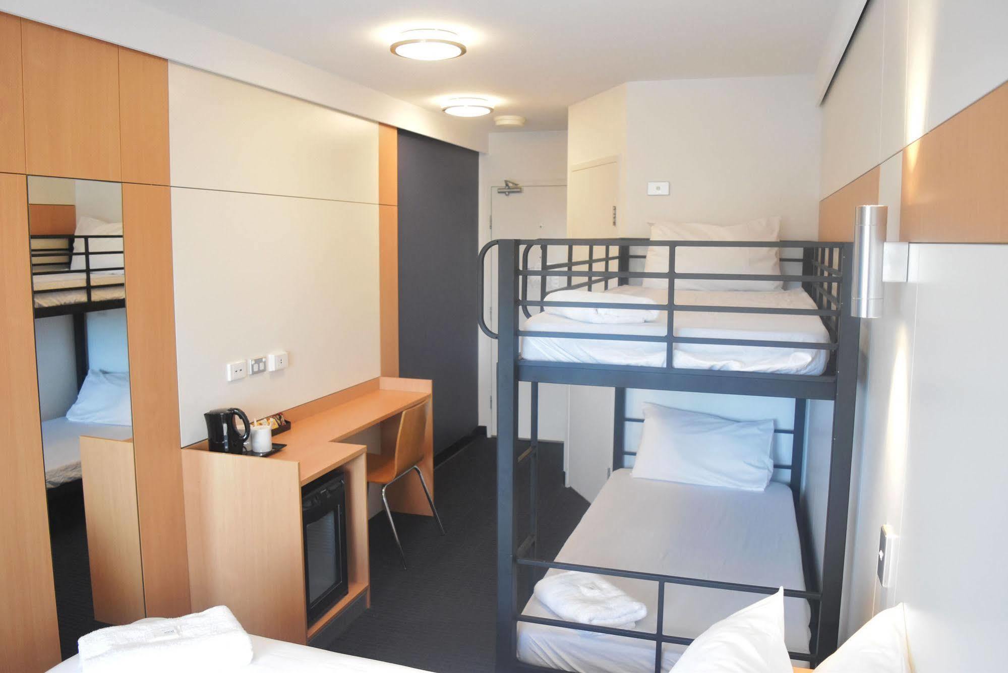 Ibis Budget - Gosford Zewnętrze zdjęcie
