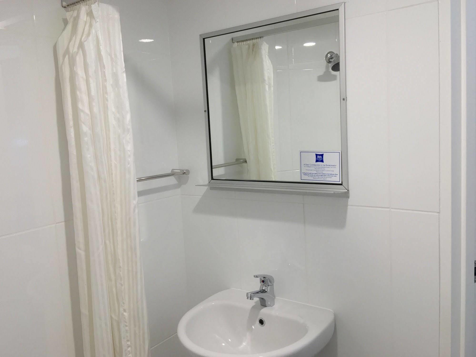 Ibis Budget - Gosford Zewnętrze zdjęcie